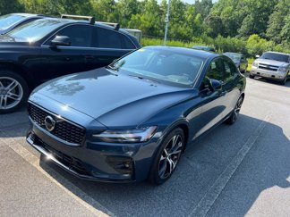 Used 2024 Volvo S60 B5 Plus image 1
