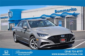 Used 2023 Hyundai Sonata SEL image 1
