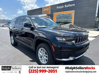 New 2025 Jeep Grand Cherokee L Laredo image 1
