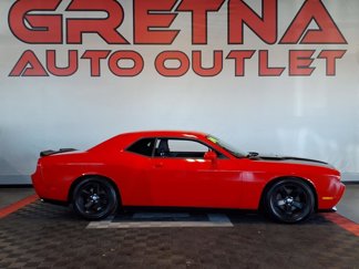 Used 2014 Dodge Challenger SXT image 1