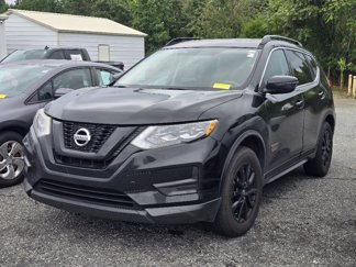 Used 2017 Nissan Rogue SV image 1