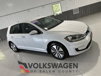 Used 2019 Volkswagen e-Golf SE image 1