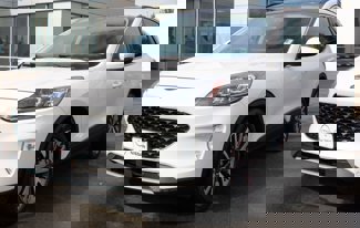 Used 2020 Ford Escape Titanium image 1