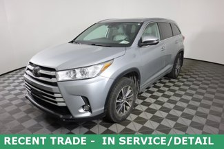 Used 2018 Toyota Highlander XLE image 1