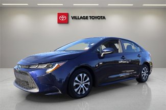 Certified 2022 Toyota Corolla LE image 1