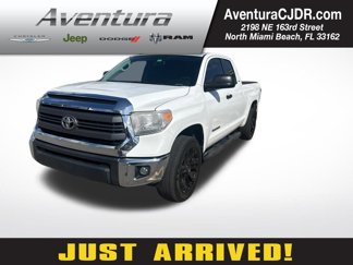 Used 2015 Toyota Tundra SR5 image 1
