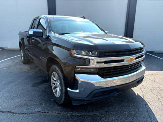 Used 2020 Chevrolet Silverado 1500 LT image 1
