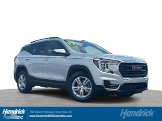 Used 2022 GMC Terrain SLE w/ Driver Convenience Package image 1