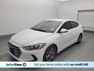 Used 2017 Hyundai Elantra SE image 1