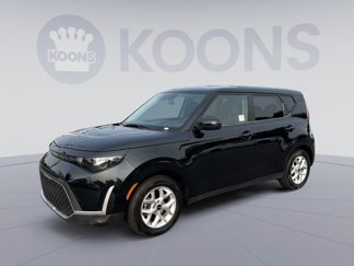 Used 2023 Kia Soul LX w/ LX Technology Package image 1