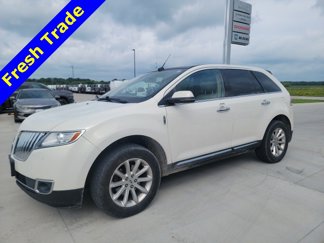 Used 2013 Lincoln MKX AWD image 1