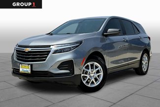 Used 2023 Chevrolet Equinox LS image 1