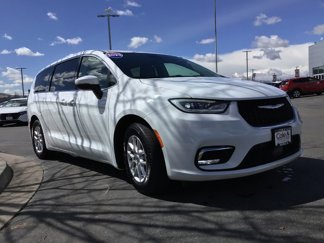 Used 2023 Chrysler Pacifica Touring-L image 1