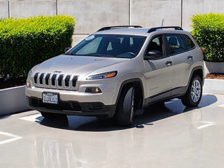 Used 2015 Jeep Cherokee Sport w/ Sport Appearance Group image 1