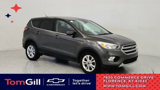 Used 2017 Ford Escape SE image 1