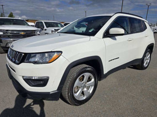 Used 2019 Jeep Compass Latitude w/ Cold Weather Group image 1