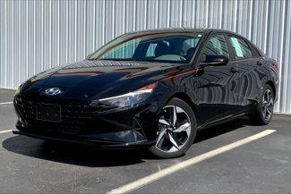 Used 2023 Hyundai Elantra SEL w/ Convenience Package image 1