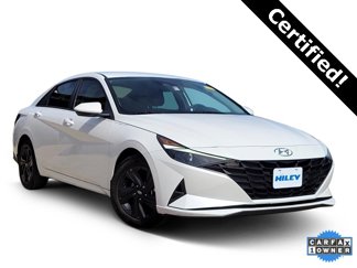 Certified 2022 Hyundai Elantra SEL image 1