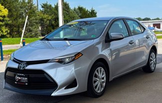 Used 2017 Toyota Corolla LE image 1