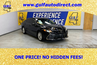 Used 2024 Toyota Camry LE image 1