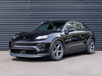 Used 2025 Porsche Macan Electric image 1