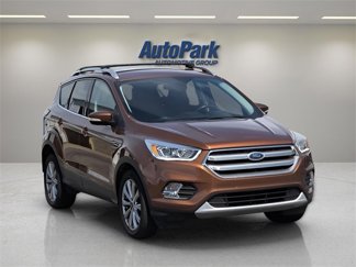 Used 2017 Ford Escape Titanium image 1