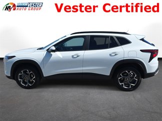 Used 2024 Chevrolet Trax LT image 1