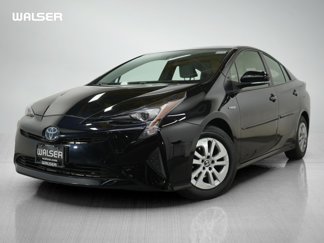 Used 2017 Toyota Prius Two image 1