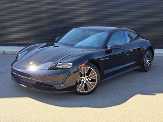 Certified 2022 Porsche Taycan image 1