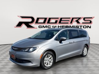 Used 2021 Chrysler Voyager Lxi image 1