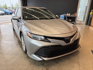 Used 2019 Toyota Camry L image 1