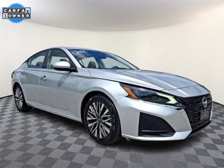 Used 2023 Nissan Altima 2.5 SV image 1