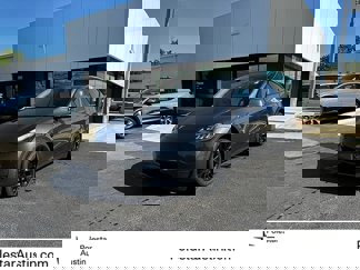 Used 2020 Tesla Model Y Long Range image 1