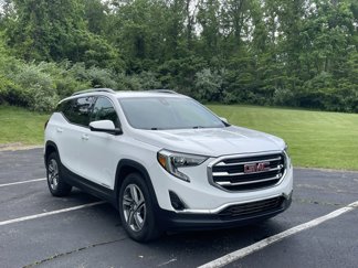 Used 2020 GMC Terrain SLT image 1