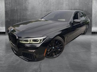 Used 2021 BMW 740i w/ M Sport Package image 1