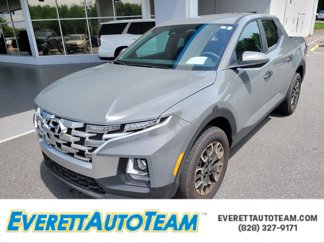 Used 2023 Hyundai Santa Cruz SE image 1