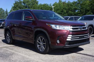 Used 2018 Toyota Highlander XLE image 1
