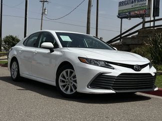 Used 2024 Toyota Camry LE image 1