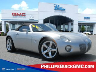 Used 2006 Pontiac Solstice Convertible w/ Premium Package image 1