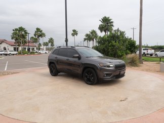 Used 2021 Jeep Cherokee Latitude Plus image 1