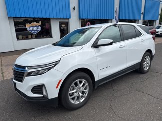 Used 2024 Chevrolet Equinox LT image 1