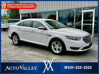 Used 2016 Ford Taurus SEL image 1
