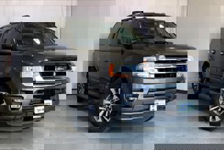 Used 2017 Ford Expedition XLT image 1