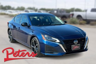 Used 2024 Nissan Altima 2.5 SR image 1