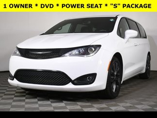 Used 2020 Chrysler Pacifica Touring w/ S Appearance Package image 1