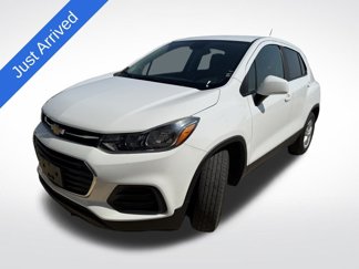 Used 2021 Chevrolet Trax LS w/ Tint and Cruise Package image 1