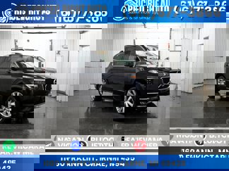 Used 2017 Volvo XC90 T6 Momentum w/ Vision Package image 1
