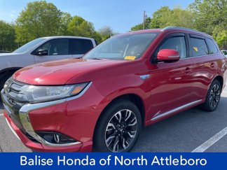 Used 2018 Mitsubishi Outlander SEL image 1
