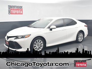 Used 2020 Toyota Camry LE image 1