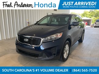 Used 2019 Kia Sorento LX image 1